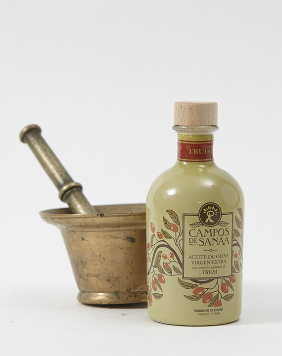 Extra virgin olive oil with Périgord black truffle 2% – SAS TRUFFUS -  MAISON HENRAS 1820